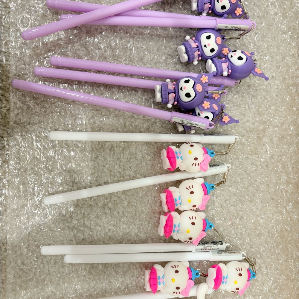 Bundle for 15 pcs of Sanrio ballpoint pens